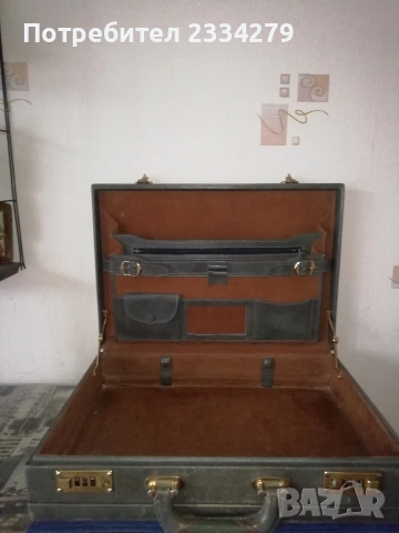 Античен кожен куфар тип,,аташе", средата на 20век., снимка 7 - Чанти - 54013913