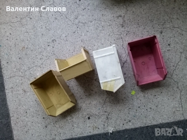 Пластмасови контейнери за части