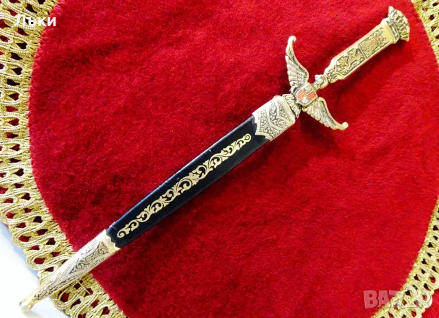 Кама с кания,Корона,Замък,Лъв,Орел,Щит,позлата. , снимка 2 - Антикварни и старинни предмети - 55436797