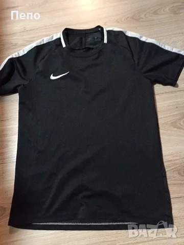 Спортна Тениска Nike