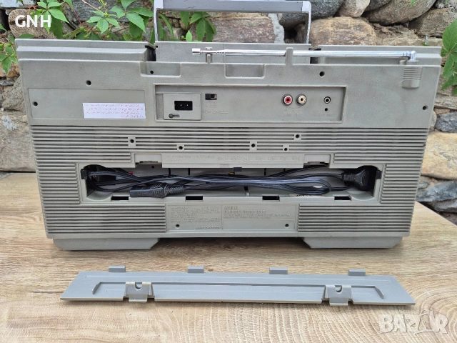 Радиокасетофон Sharp-5757Z , снимка 8 - Радиокасетофони, транзистори - 55188529