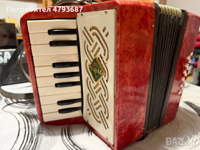 Руско акордеонче, снимка 4 - Антикварни и старинни предмети - 54693287