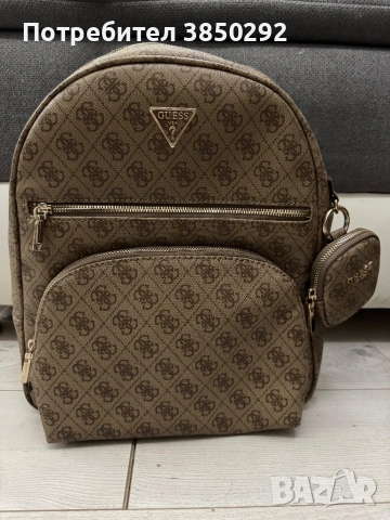Нова раница Guess