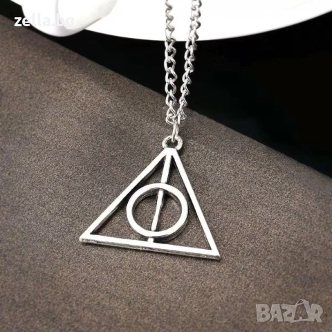 Колие с висулка Harry Potter Deathly Hallows (Даровете на Смъртта) – сребрист цвят 10070