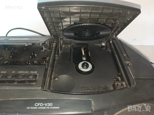 Радиокасетофон SONY CFD-V30 СОНИ, снимка 7 - Радиокасетофони, транзистори - 55598731