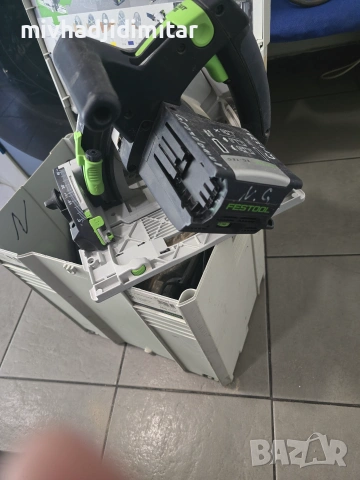 Акумулаторен ръчен циркуляр FESTOOL TSC 55 REB - 2 батерии + Зарядно, снимка 4 - Триони и циркуляри - 54957242