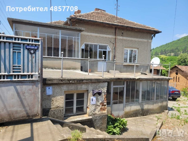 Продавам къща в село Реселец община Червен бряг
