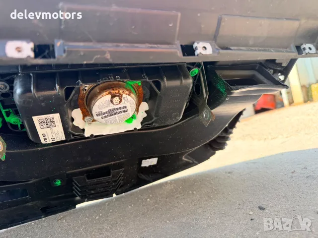 5jb857009j арматурно табло с еърбег airbag със забележка от Skoda Rapid 1.0 TSI, снимка 6 - Части - 55430593