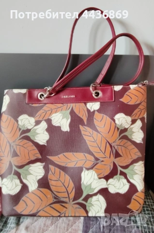 Голяма дамска чанта от еко кожа с красив флорален принт