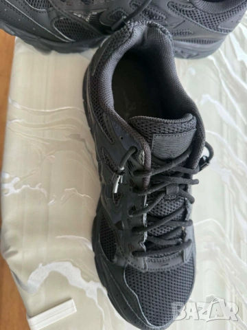 MIZUNO Маратонки № 41 отговрят на№42, снимка 6 - Маратонки - 54203633