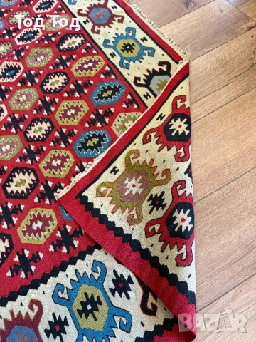 Чипровски килим Бомбичките , снимка 8 - Килими - 54313245