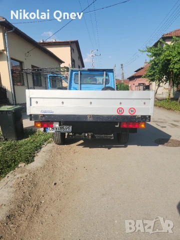 Товарен бус Мерцедес 208, снимка 6 - Бусове и автобуси - 55097449