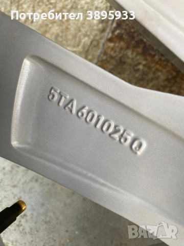 Оригинални джанти на VW Golf Passat Caddy Touran, снимка 8 - Гуми и джанти - 54449461