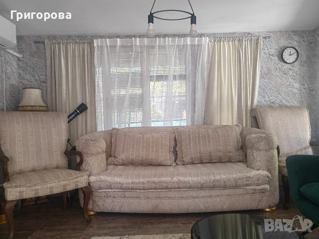 Диван и две кресла