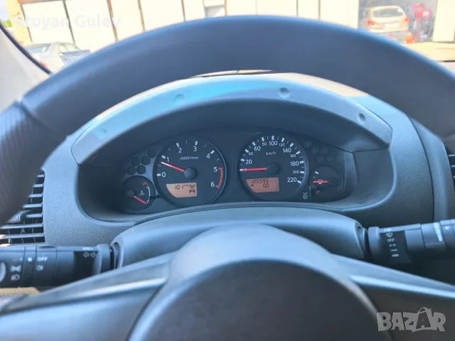 Нисан Навара 2.5dci-174коня, снимка 13 - Автомобили и джипове - 55419374
