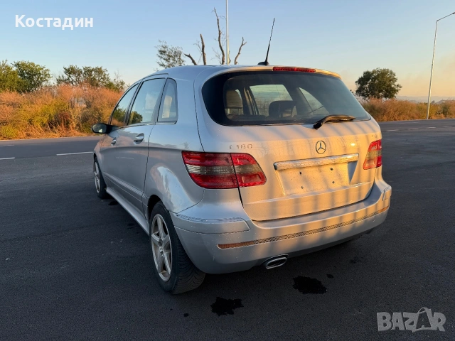 Mercedes-Benz B180 109к.с. Клима, снимка 3 - Автомобили и джипове - 55245080