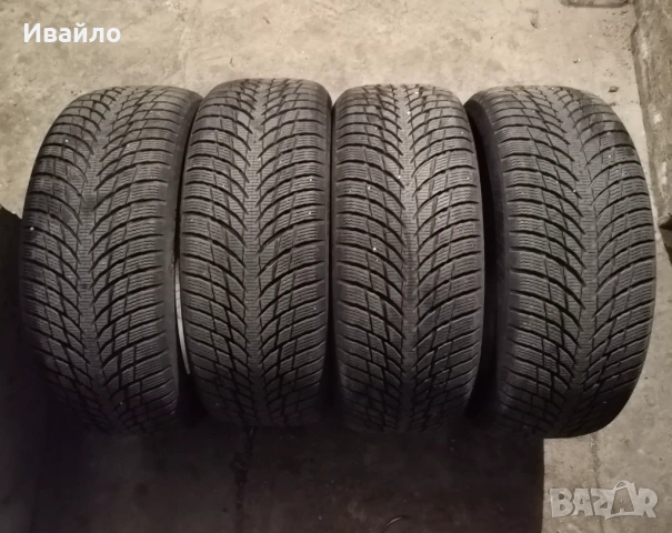 Продавам 4 броя зимни гуми 215.50.17 на 1 сезон дот 2021 Nokian 