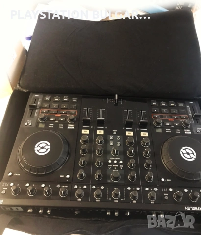 Контролер TRAKTOR KONTROL S4 MK1 + SOFT CASE, снимка 5 - Друга електроника - 54358201