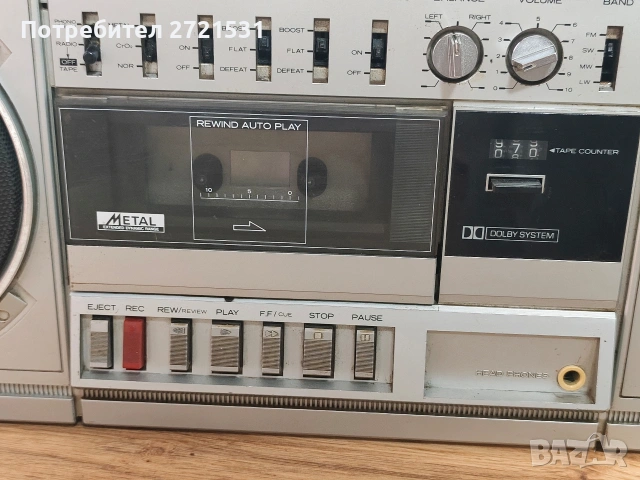 Радиокасетофон Hitachi TRK7720E, снимка 4 - Радиокасетофони, транзистори - 55272487
