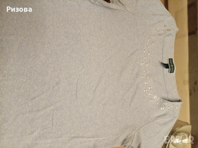 Подарявам дамски блузи, голями ХЛ, маркови, снимка 18 - Тениски - 54247969