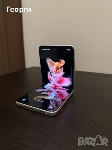 Samsung Galaxy Z Flip3 5G 256GB, снимка 2 - Samsung - 55496220
