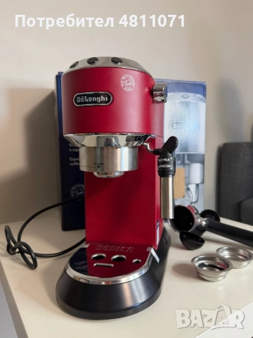 Еспресо кафемашина Delonghi Dedica EC685.BK, снимка 5 - Кафемашини - 54347326