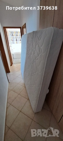 Еднолицев матрак