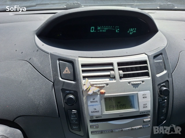 Toyota Yaris 1.3VVTI , 87 к.с., снимка 6 - Автомобили и джипове - 54772409