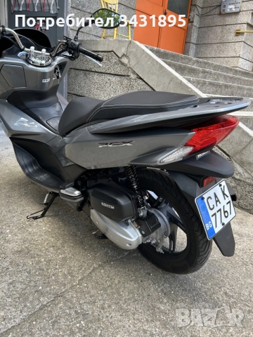 Honda PCX 125 - 8000 km !, снимка 3 - Мотоциклети и мототехника - 55506511
