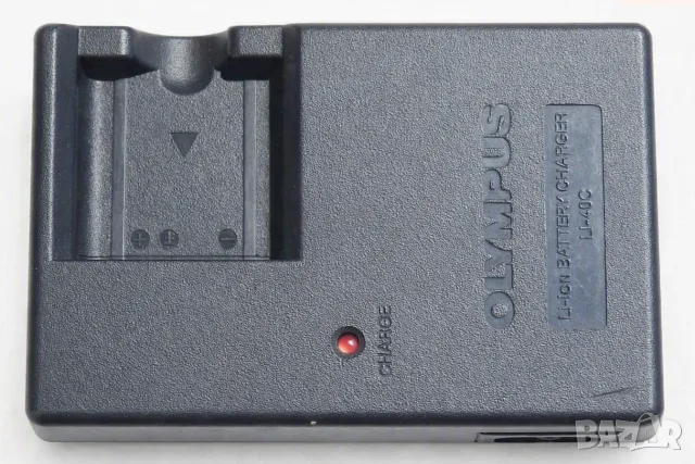 Зарядното Olympus LI-40C