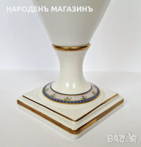 KAISER – Немски порцелан ваза с лебедови дръжки злато цветя ПЕРФЕКТНА, снимка 10 - Други ценни предмети - 54159092