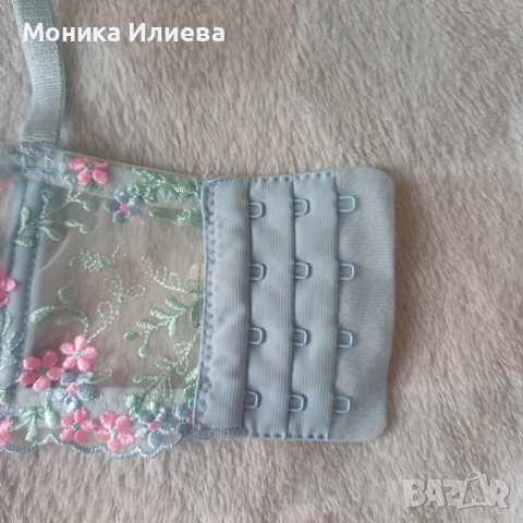 Ново бюстие в синьо и розови цветчета S размер, снимка 3 - Бельо - 55125758