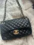 Chanel черна и бяла чанта с намалена цена!, снимка 1