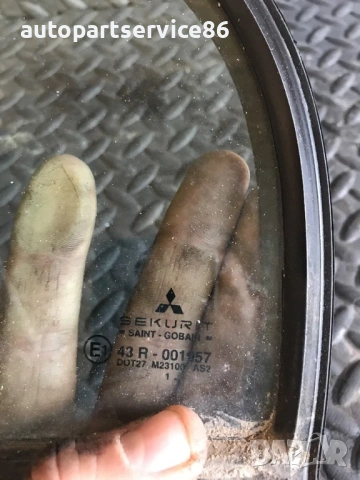 Странично стъкло четвъртинка за задна лява врата за Mitsubishi Carisma (1997-2002) 43R001057, снимка 2 - Части - 54823982