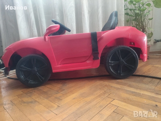 Перфектна Акумулаторна кола с родителски контрол и зарядно , снимка 11 - Детски велосипеди, триколки и коли - 54092931