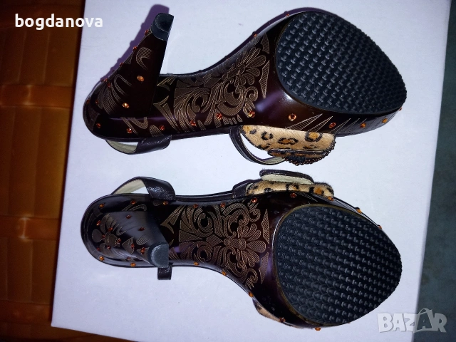 Чисто нови елегантни обувки на ток от естествена кожа и косъм, снимка 3 - Дамски елегантни обувки - 54038711