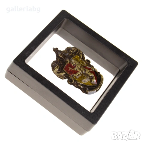 Метална значка Harry Potter – герб на дом, колекционерски pin badge в кутийка, снимка 2 - Колекции - 54751224