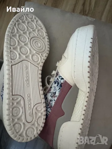 Нов оригинални маратонки adidas, снимка 2 - Маратонки - 55469642
