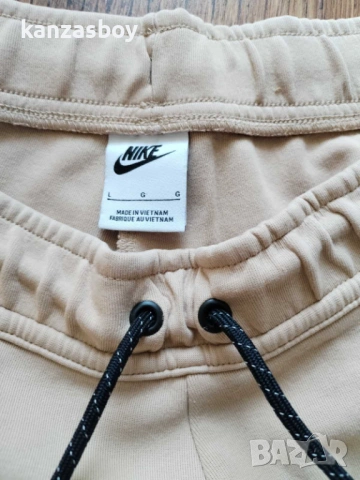 Nike FC Barcelona 22/23 Tech Fleece - страхотни мъжки панталони Л, снимка 7 - Спортни дрехи, екипи - 54788500