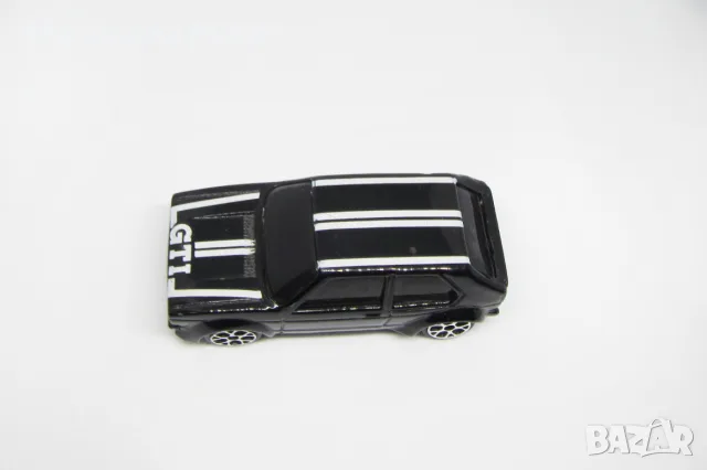 Стара Метална количка Volkswagen Golf GTI Maisto Мащаб 1:24, снимка 11 - Колекции - 55394753
