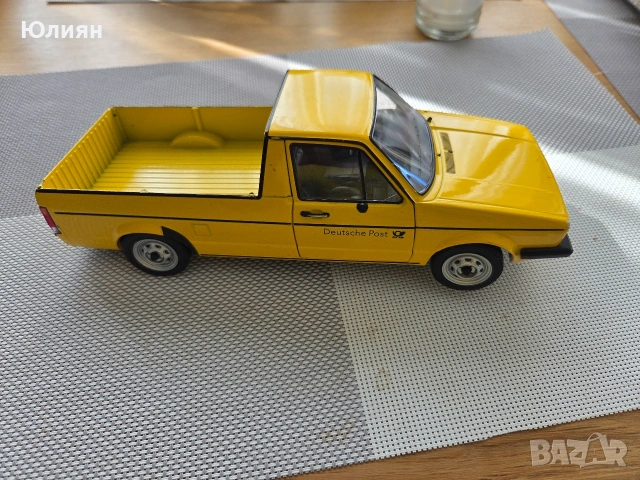 Макет на автомобил Solido Volkswagen Caddy Deutsche Post (1982) 1:18, Жълт, снимка 2 - Колекции - 54895598