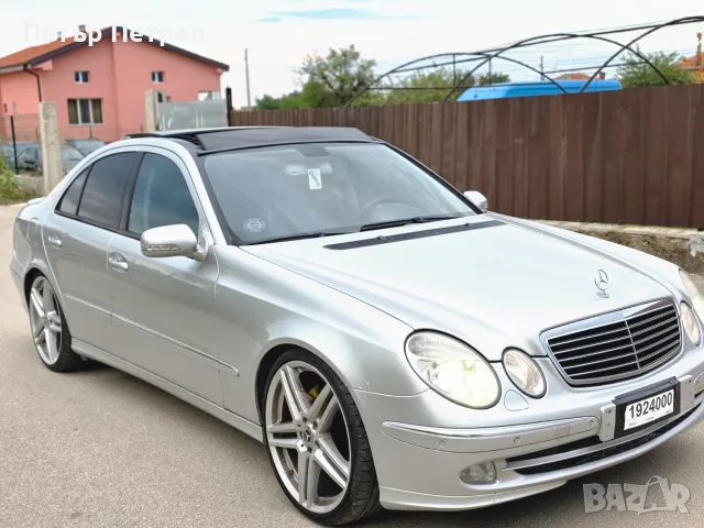 Mercedes-Benz E320 CDI 204hp Avantgarde Clima Navi-Panorama!, снимка 3 - Автомобили и джипове - 55366338