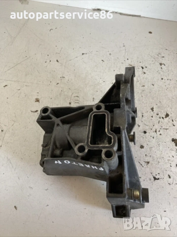 Конзола държач за Volkswagen Phaeton 3.0 Tdi (2008) 059145169Aa , снимка 2 - Части - 54164377