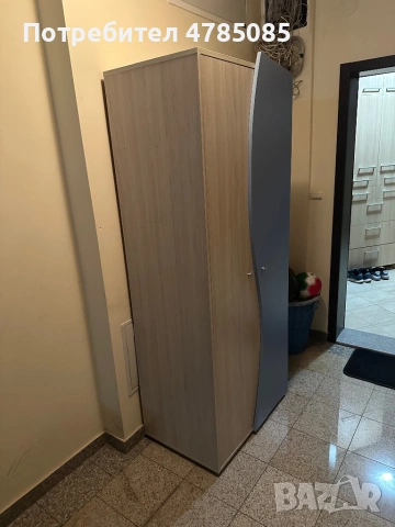 Гардероб, снимка 3 - Гардероби - 54196126