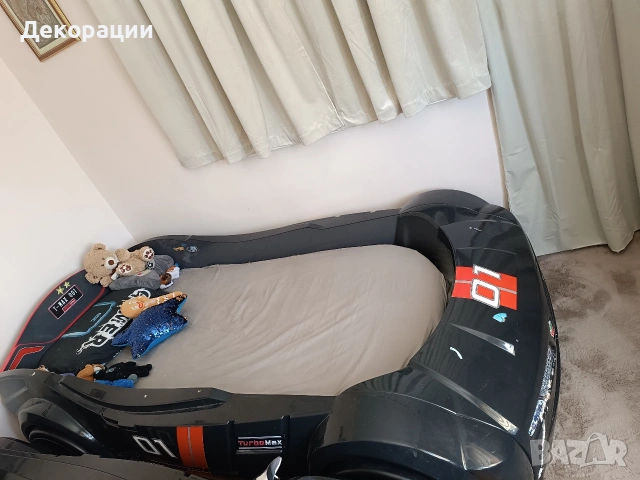 детско легло кола с матрак 