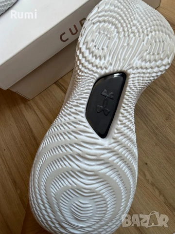 Оригинални нови маратонки Under Armour CURRY 4 FLOTRO! 43,44,45 н, снимка 9 - Маратонки - 54656950