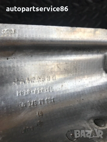 Капак/щит за топлоизолация ляв за Mercedes ML 3.0 CDI W164 (2011) A6420901141, снимка 3 - Части - 53975021