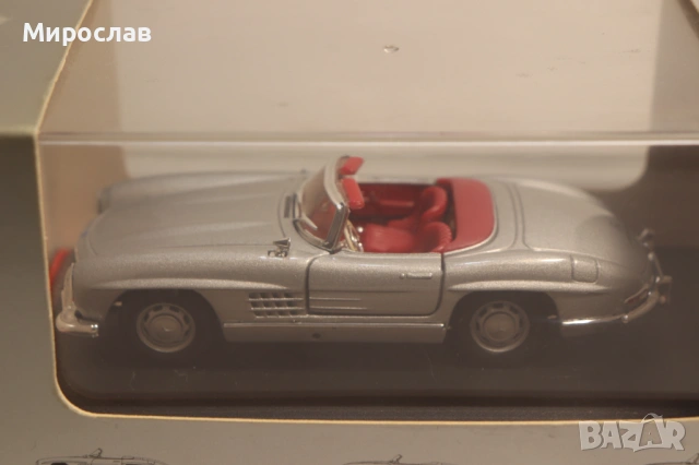 1/43 ДИЛЪРСКИ  МОДЕЛ MERCEDES BENZ 300 SL  КОЛИЧКА, снимка 2 - Колекции - 54617698