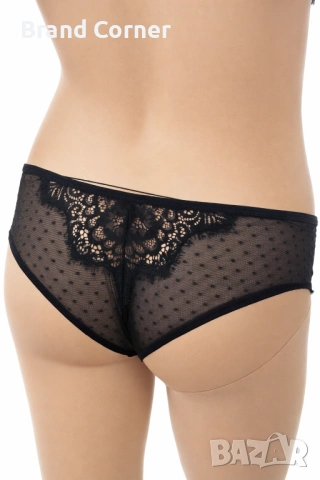 Луксозен дантелен комплект бельо Hunkemöller – Сутиен 75D и Бикини S, снимка 9 - Бельо - 54552282