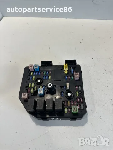 Кутия с предпазители (Fuse Box) за Chevrolet Captiva 2.2 VCDi (2012) 95202016